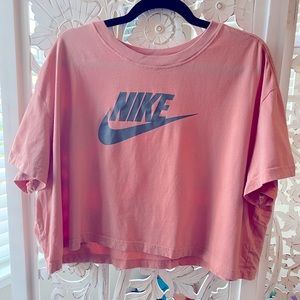 Nike Crop Tee